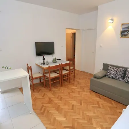 Romansa Apartman