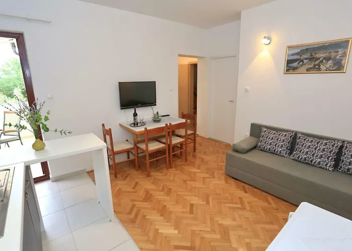 Romansa Apartment