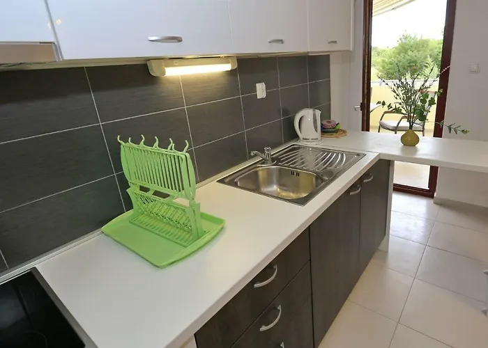 Romansa Apartment *
