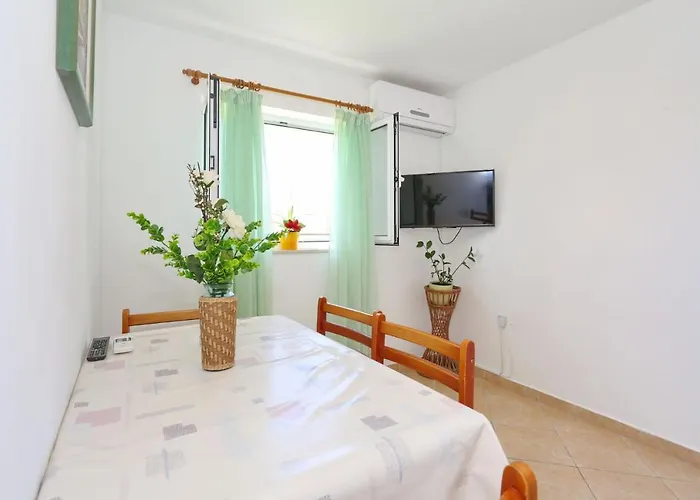 Apartment Romansa *