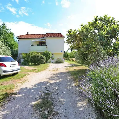 Romansa Zaton (Zadar)