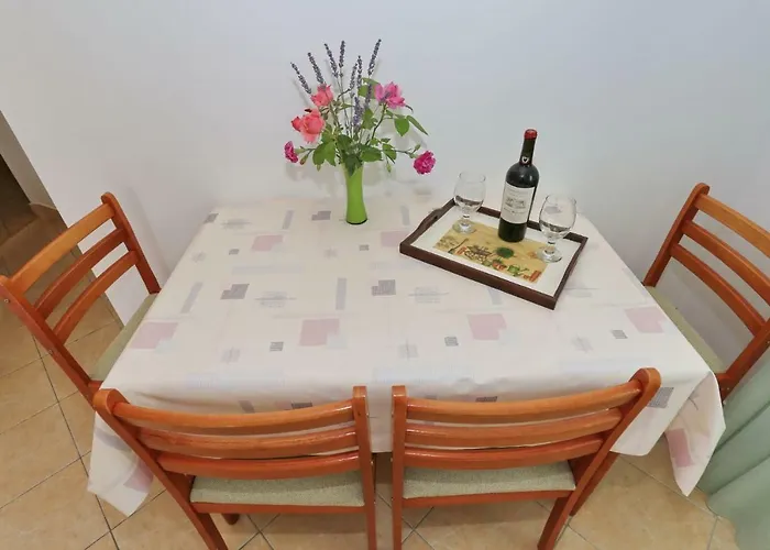 Apartament Romansa